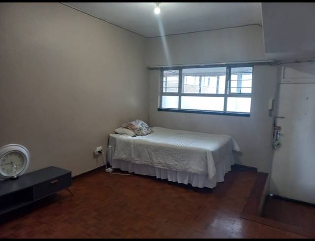 1.5 BEDROOM FLAT FOR SALE IN SOUTH BEACH